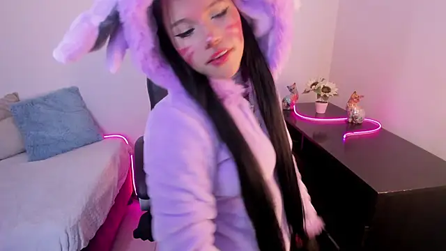 violettabond's cam snapshot