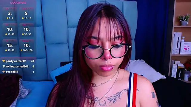 LittleNathy_'s cam snapshot