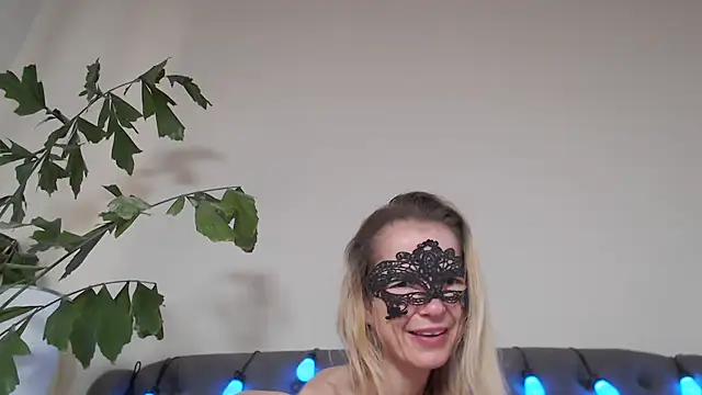 ShaiyaShy's cam snapshot