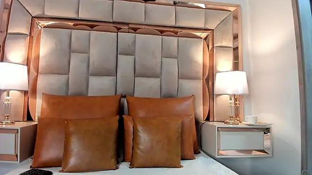 ValentinaBreats's cam snapshot