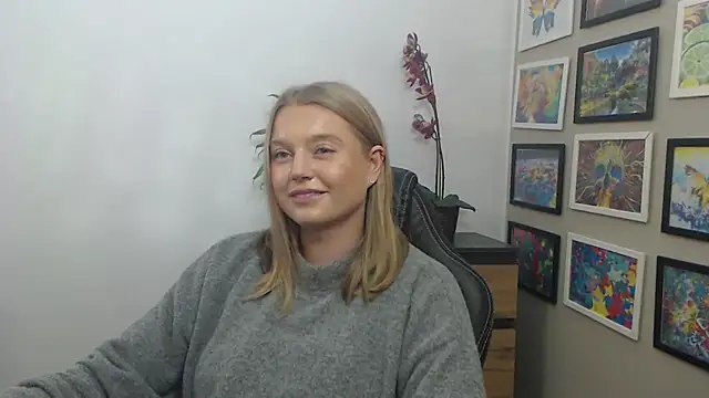 Mysteryerica's cam snapshot