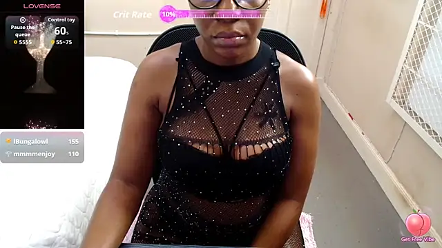 EmeraldDreams's cam snapshot