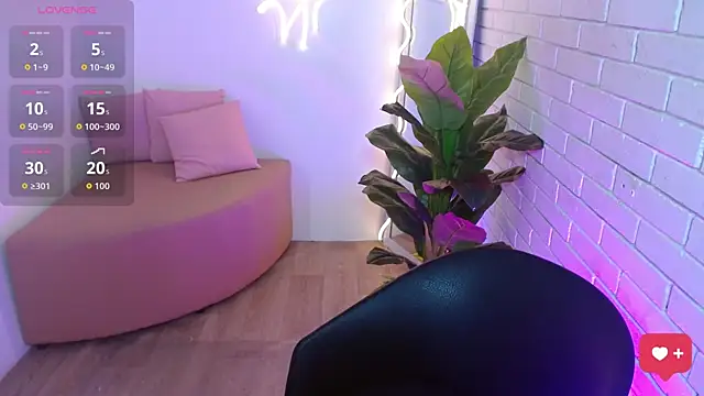 PEACHY_TAY's cam snapshot