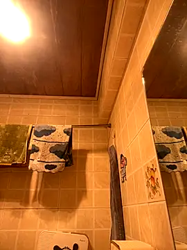 xiuchun100's cam snapshot