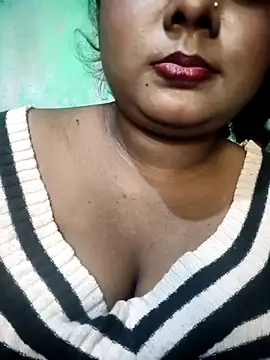 World_Top_Girl's cam snapshot