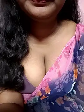 Keerthee_'s cam snapshot