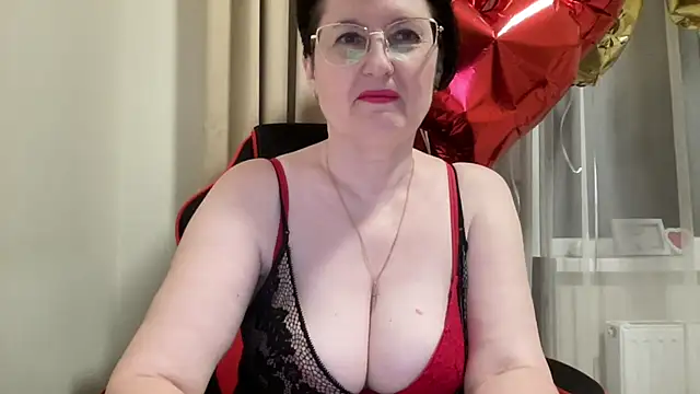 _HotMilfPussy_'s cam snapshot