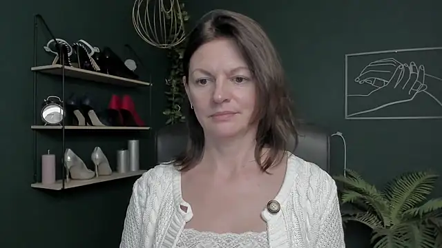 VivianWILD's cam snapshot