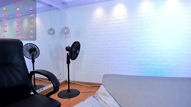 AidaJones's cam snapshot