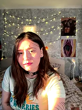 Sabrina_shells's cam snapshot