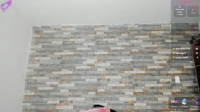 violett__golden's cam snapshot