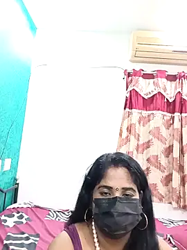 tamil-aunt's cam snapshot