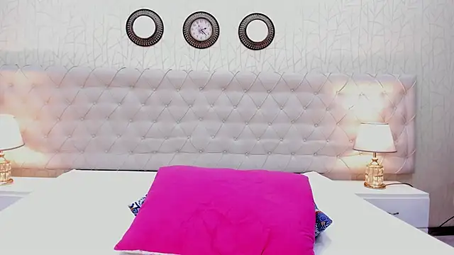 VaniaRose's cam snapshot