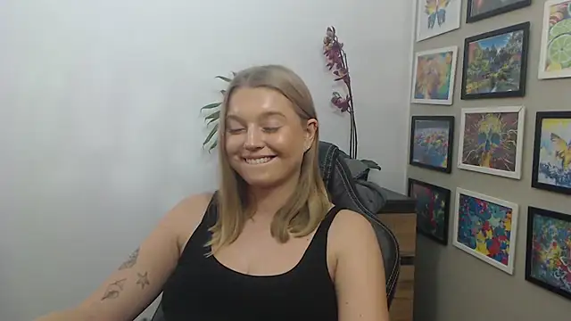 Mysteryerica's cam snapshot