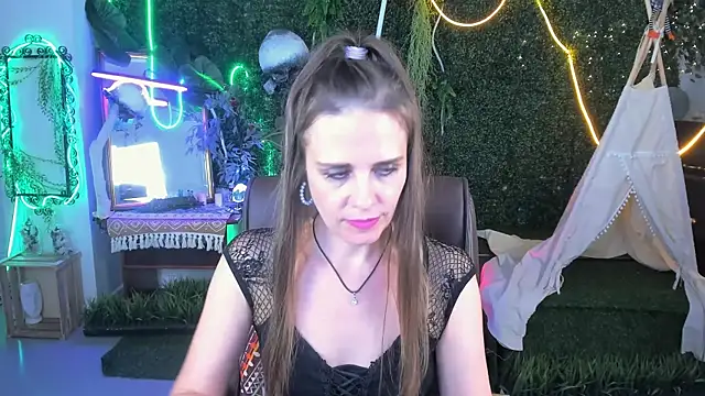 EmiliaBedy's cam snapshot