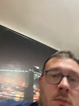 ionut9879 live sex cam