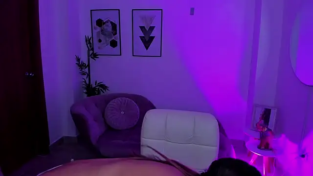 Celestee_rain's cam snapshot