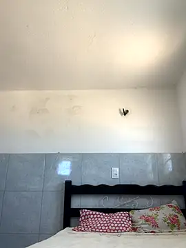 Gabrielleof's cam snapshot