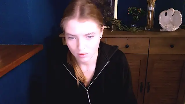 MissOliviaa_'s cam snapshot