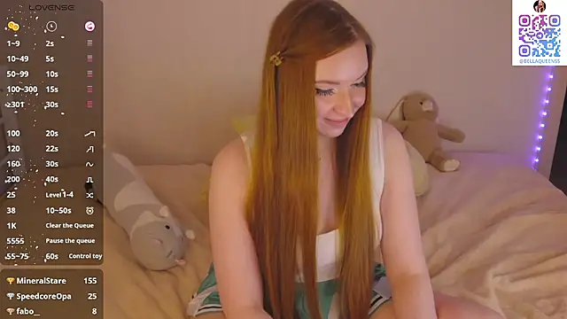 BellaQueenss's cam snapshot