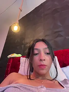 Ema_azel's cam snapshot