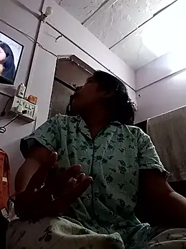 aliya-jaan71's cam snapshot