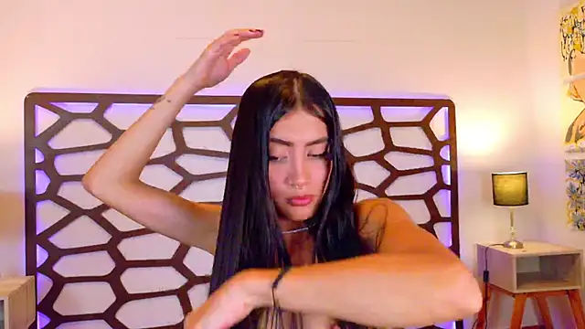 alice_rous21's cam snapshot