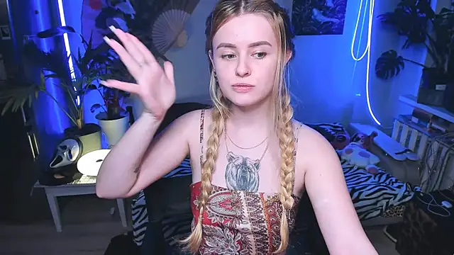 Alexa__Pirs's cam snapshot