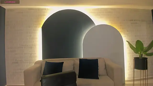 ScarlettBoss's cam snapshot