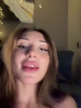 mollyyank live sex cam