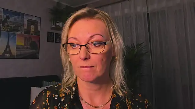 vanessa_chat's cam snapshot