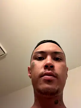 Loadedeggs live sex cam