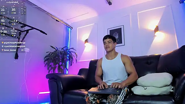 Rob_saenz_'s cam snapshot