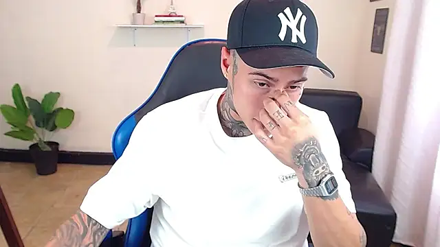 setthomas's cam snapshot