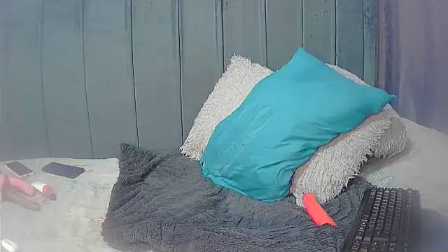 ThePeacheese's cam snapshot