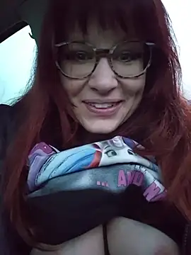 die-EinHORNY-WG live sex cam