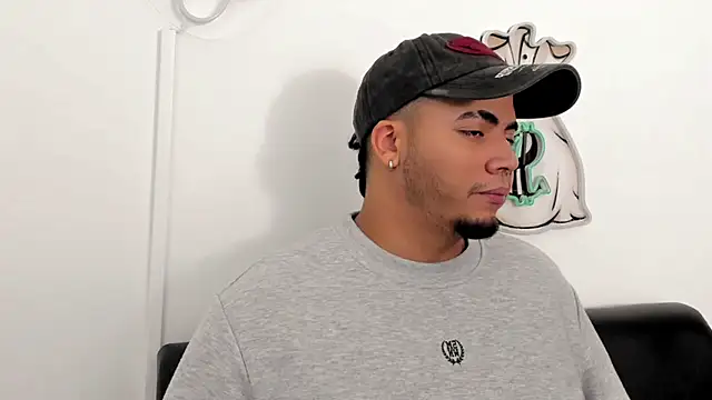 WhiteSun_01's cam snapshot