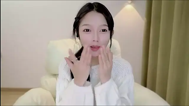 Hello-beibei's cam snapshot