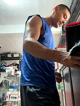 Paul22cm- live sex cam