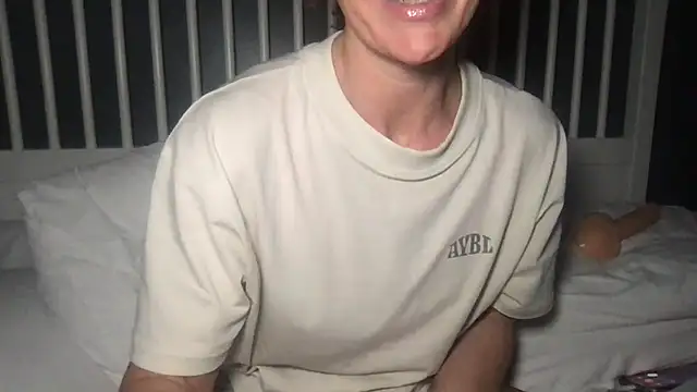 gingergymbunny's cam snapshot