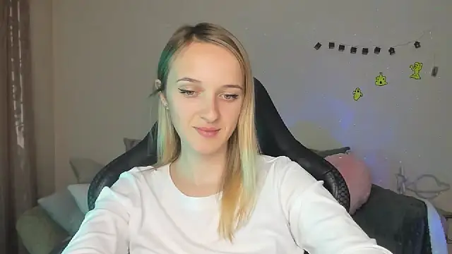 RouseReed's cam snapshot