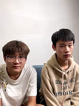 KK-cuteboy live sex cam