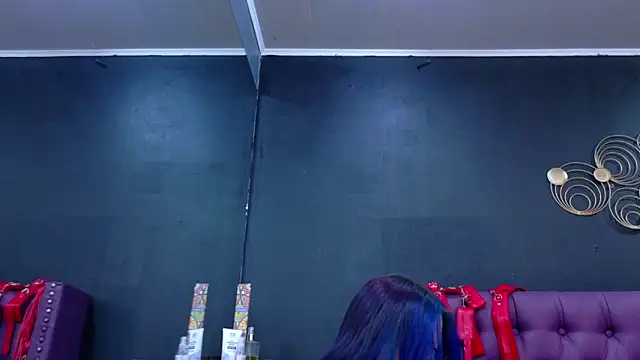 BellaBarness's cam snapshot