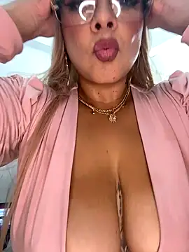 BBWCami_'s cam snapshot