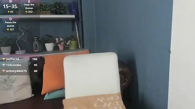 JessicaFoxie's cam snapshot