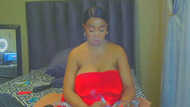 HOTSEXCBOOBS30xx's cam snapshot