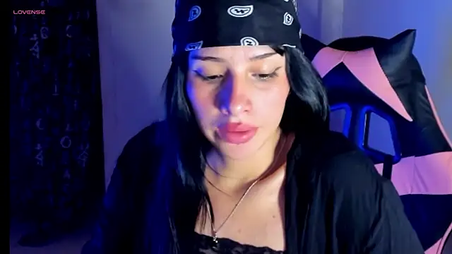 EmmaClars_'s cam snapshot