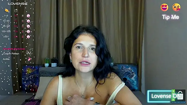 Alianna_Solo_Kisses's cam snapshot