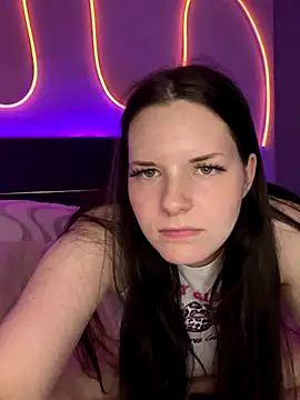 Mila-Jasmin's cam snapshot