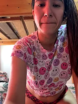 scarlethsb33's web cam